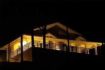 Farview Mountain Resort Villas Уті Екстер'єр фото